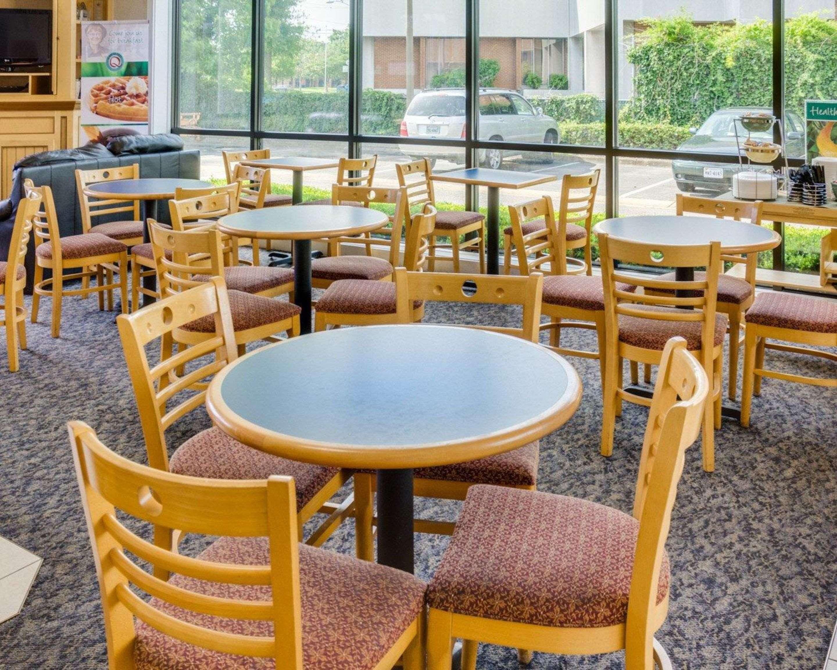 Econo Lodge Naval Station Norfolk Eksteriør billede